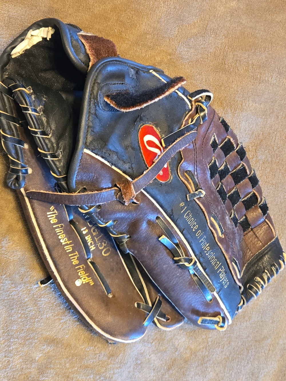 Rawlings Brown/Black Leather Baseball Glove with Red Logo